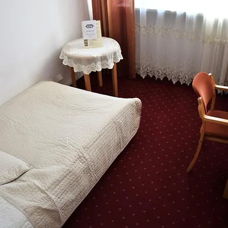 Feriested Centrum Konferencyjne Ibib Pan